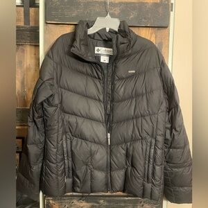 Columbia black womens large  Quilted Jacket.